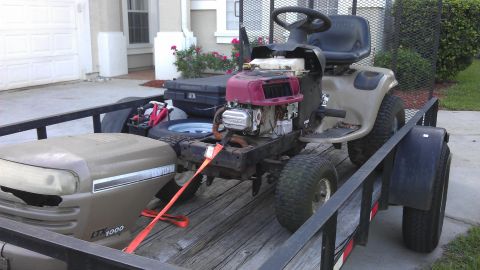 1994 Ford Bronco - This LTX looked way better in the picture than it did in person. The engine is blown and the wrong one, the hood is cracked, the floorboard…