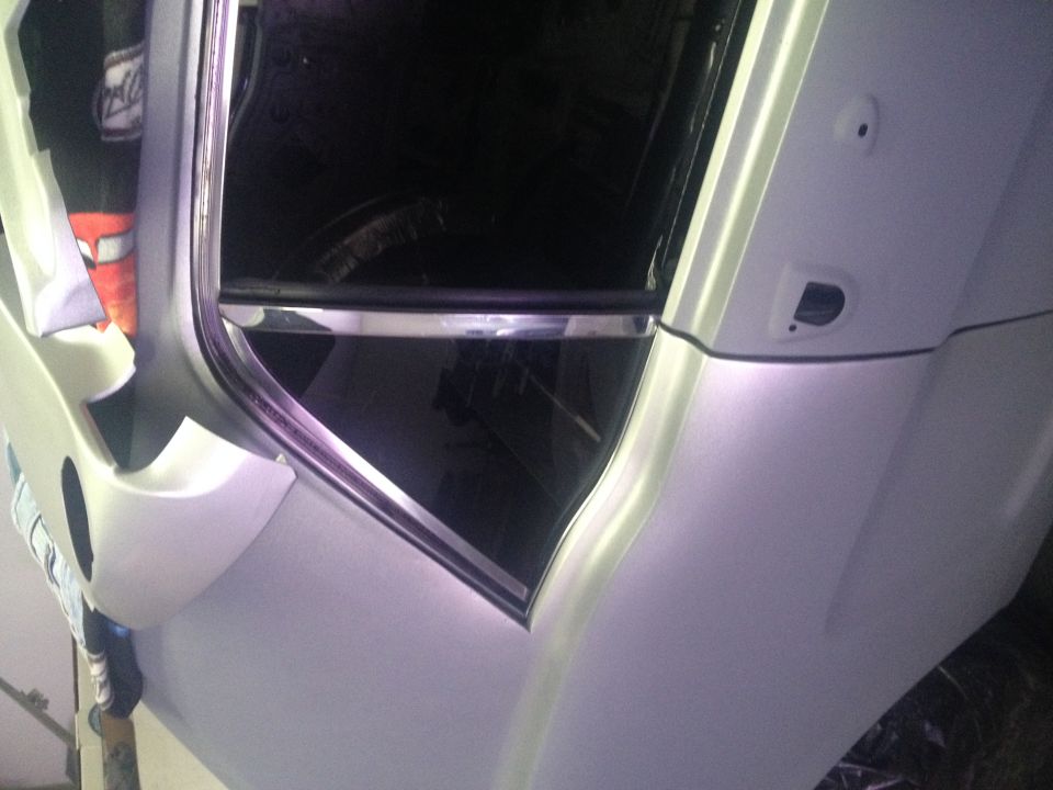 1965 Mustang PS quarter window installed