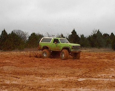 1986 Ford Bronco - Going sideways in the clay.