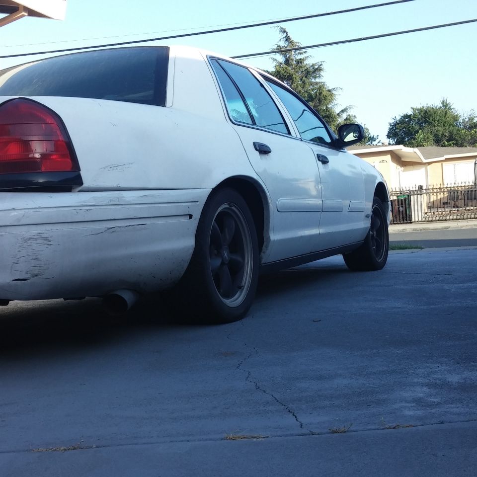 2001 Ford Crown Victoria “Amanda”