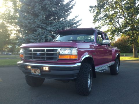 1992 Ford F-150 - This 1992 Ford F-150 pickup truck is shown from the front three-quarter view.