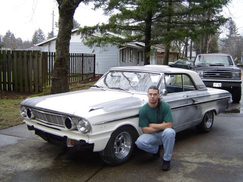 1964 Ford Fairlane - Poser shot