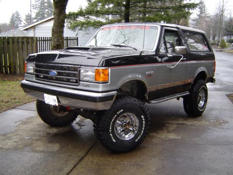 1989 Ford Bronco - all cleaned up