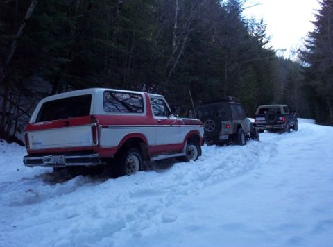 1982 Ford Bronco - Dennis wasn't really stuck but no doubt this 3-way was entertaining.