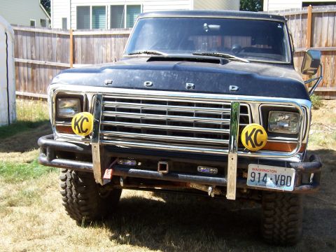 1979 Ford Bronco - Front view of a 1979 Ford Bronco, equipped with KC lights and a custom bumper.