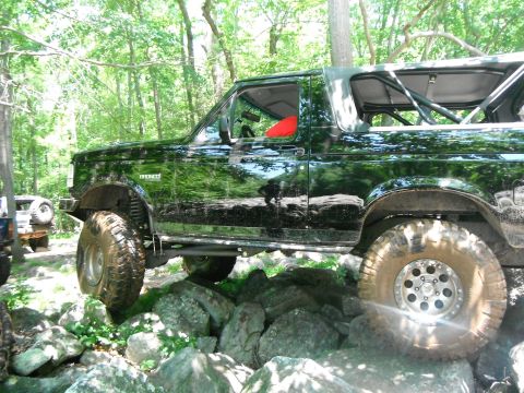 1988 Ford Bronco - This 1988 Ford Bronco navigates a rocky trail.