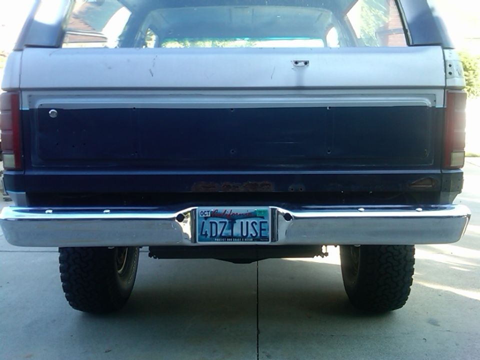 1986 Ford Bronco rear view with California license plate 4DZ USE