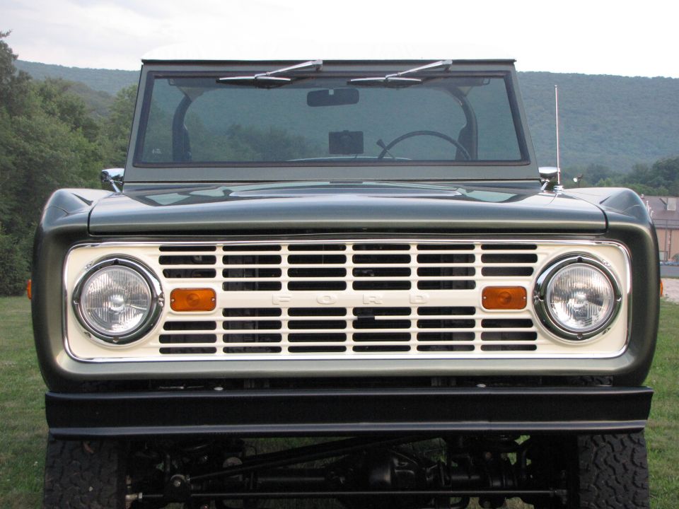 Front view of a 1979 Ford Bronco showing the grille and headlights