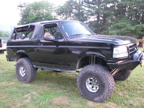 1979 Ford Bronco - This modified Ford Bronco features a roll cage and off-road suspension modifications.