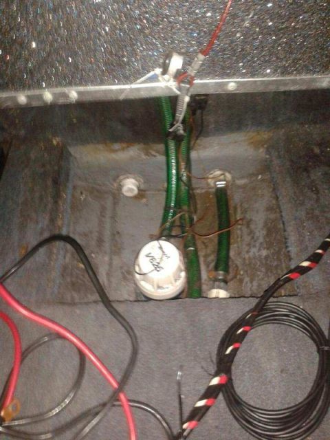 1996 Ford F-150 - 1987 Ranger Fisherman:I HATE previous owners. 8 extra inches of bilge/livewell pump wires. WHY?