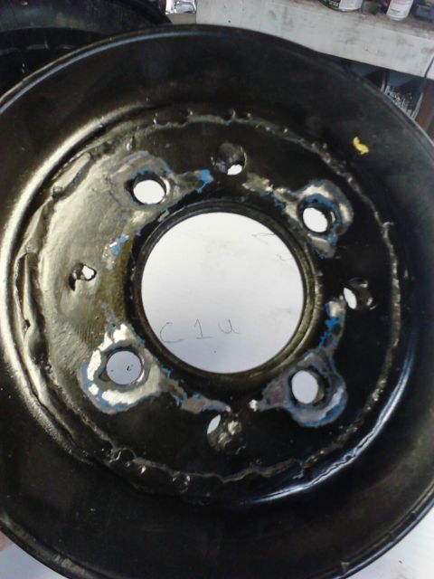 1979 Ford Ranchero - Close-up of welded pulley "assembly".