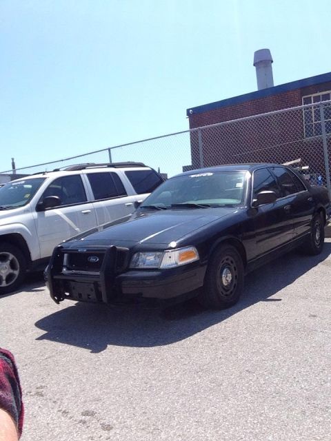 2008 Ford Crown Victoria photo