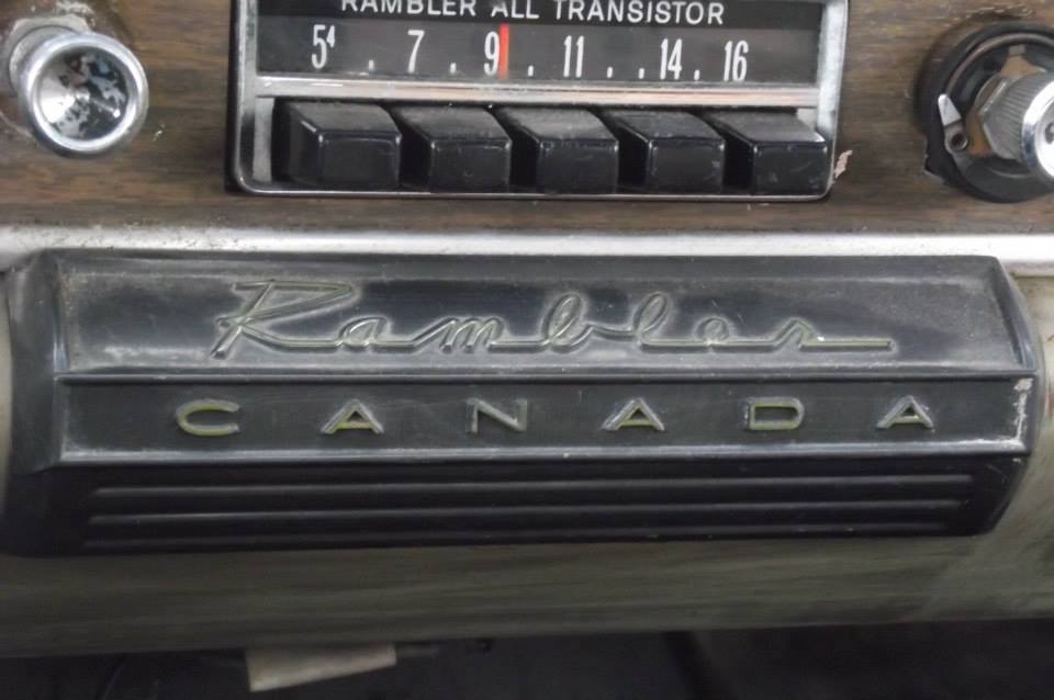 Rambler Canada emblem and radio