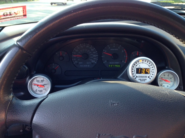 2002 Ford Mustang interior gauges with digital air/fuel ratio display
