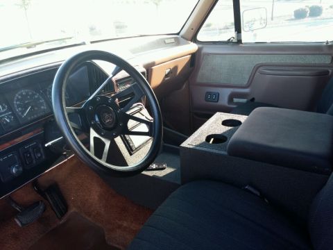 1991 Ford Bronco photo