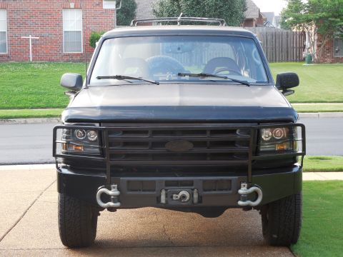 1983 Ford Bronco - Looking good, but I still want to sandblast & powdercoat the whole front bumper eventually. [url=https://www.supermotors.net/vehicles/regis…