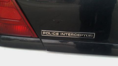 2000 Ford Crown Victoria photo