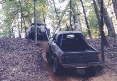 1978 Ford Bronco - Pulling "Tiny" up Binder Blvd.