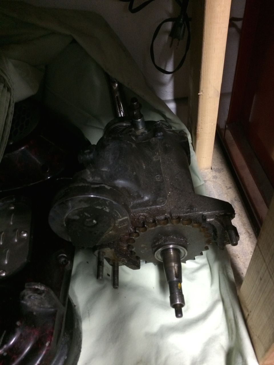 1975 Shovelhead - teardown and trans out