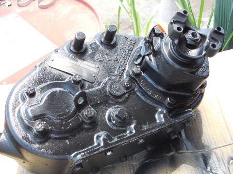 1975 Ford Bronco - While waiting for a new gasket, I sprayed the reman black (it was splotchy red).