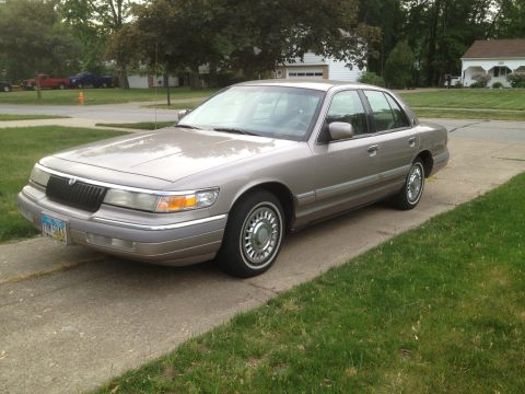 1994 Mercury Grand Marquis photo
