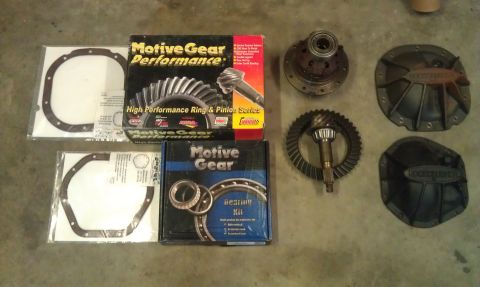 1990 Ford Bronco - Motive Gear performance ring and pinion set, bearing kit, and differential covers.