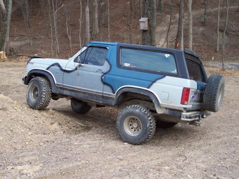 1986 Ford Bronco photo