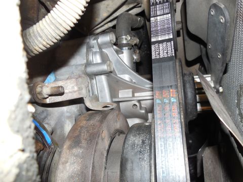 1975 Ford Bronco - Much better... [url=http://www.supermotors.net/registry/media/1031253] http://www.supermotors.net/getfile/1031253/thumbnail/coolant01.jpg