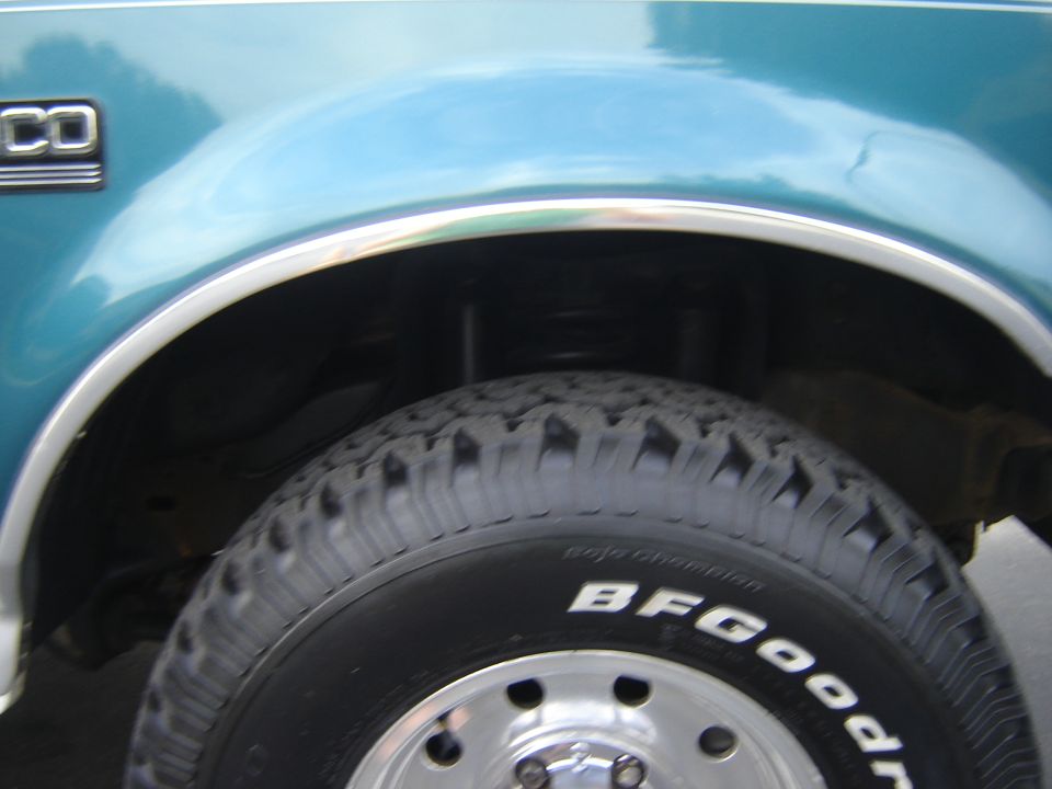1996 Ford Bronco fender badge and BFGoodrich tire
