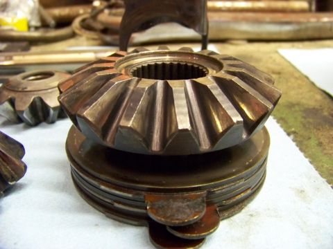1999 Mercury Grand Marquis - Close-up of differential gears, likely for a vehicle rebuild project.