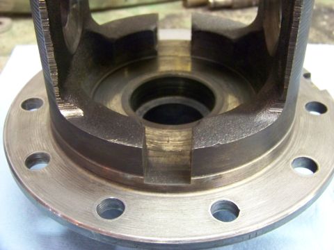 1999 Mercury Grand Marquis - Differential carrier housing part shown in detail.