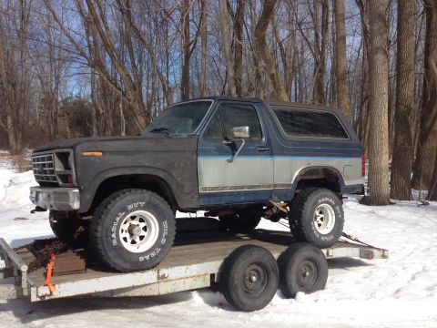 1986 Ford Bronco - February 2014. Truck sat for 4 years, my uncle bought it from my brother in December 2013, tried to get it running and got tired of putting…