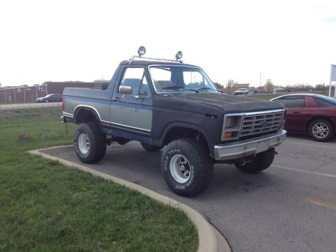 1986 Ford Bronco - Time to be topless