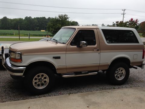 1996 Ford Bronco photo