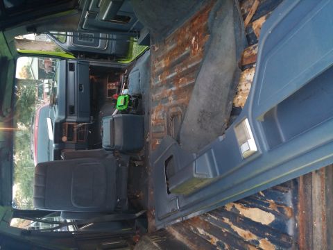 1986 Ford Bronco - Interior gutted