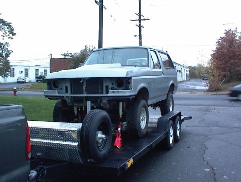 1990 Ford Bronco - This 1990 Ford Bronco is on a trailer, ready for restoration or modification.