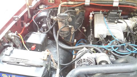 1992 Ford Bronco - Dont mind the dirty A/C componenets, they're getting checked and changed soon