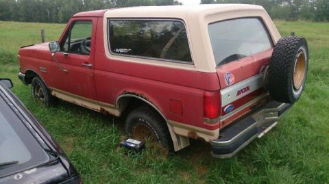 1990 Ford Bronco photo