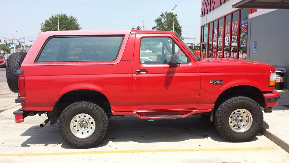 1996 Ford Bronco “Big Red DAWG”