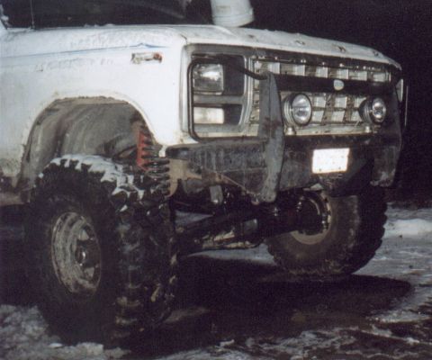 1980 Ford Bronco - Trimmed front bumper and a skid for the front receiver hitch