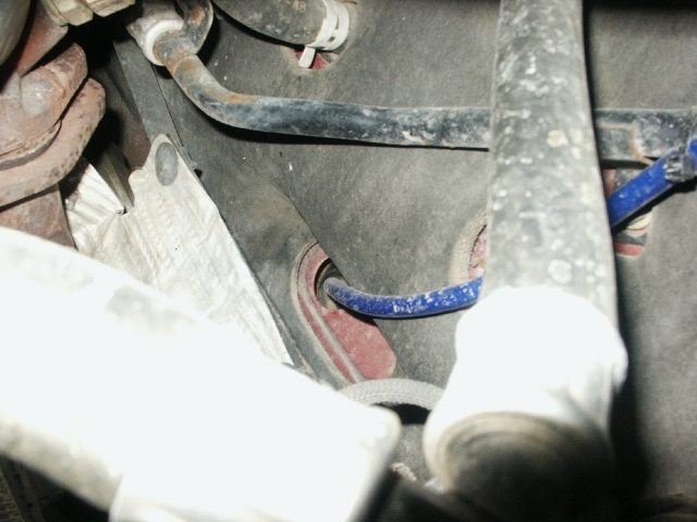 Engine bay hoses and metal components