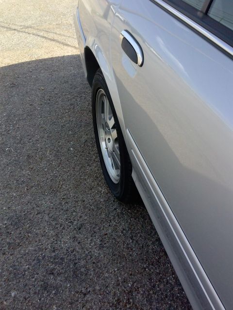 1999 Ford Crown Victoria photo