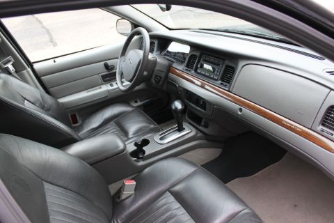2009 Ford Crown Victoria photo