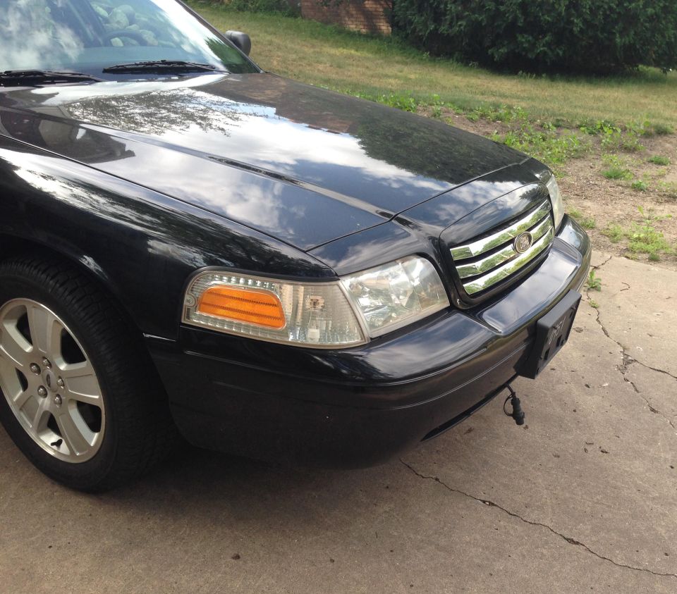 7W7Z-8200-A grille with 2011 sport LX wheels.