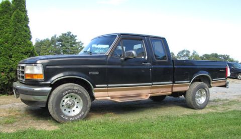 1983 Ford Bronco - Cab steps are rare. Bronco cab steps are rarer. X-cab steps may be the rarest because factory crew-cab (4-door) steps don't exist. Note the…