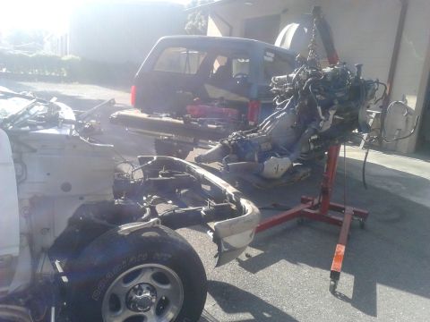 1990 Ford F-250 - 302 and 2wd 4R70W pulled from a 98 Explorer