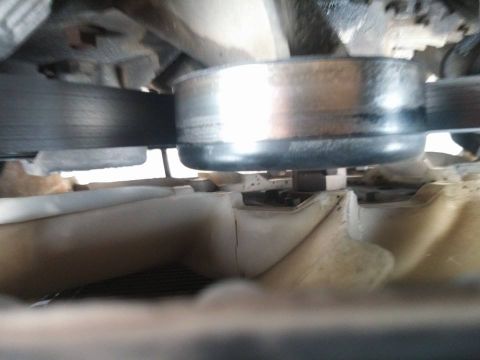 2000 Mercury Grand Marquis - The engine fan and belt are visible in this close-up shot.