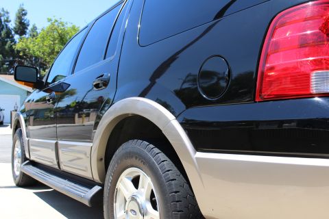 2003 Ford Expedition “TOW RIG”