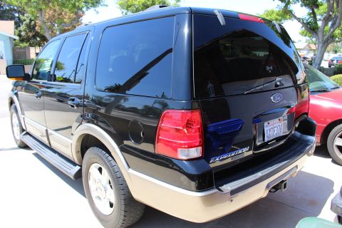 2003 Ford Expedition “TOW RIG”