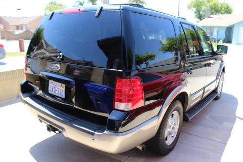 2003 Ford Expedition “TOW RIG”